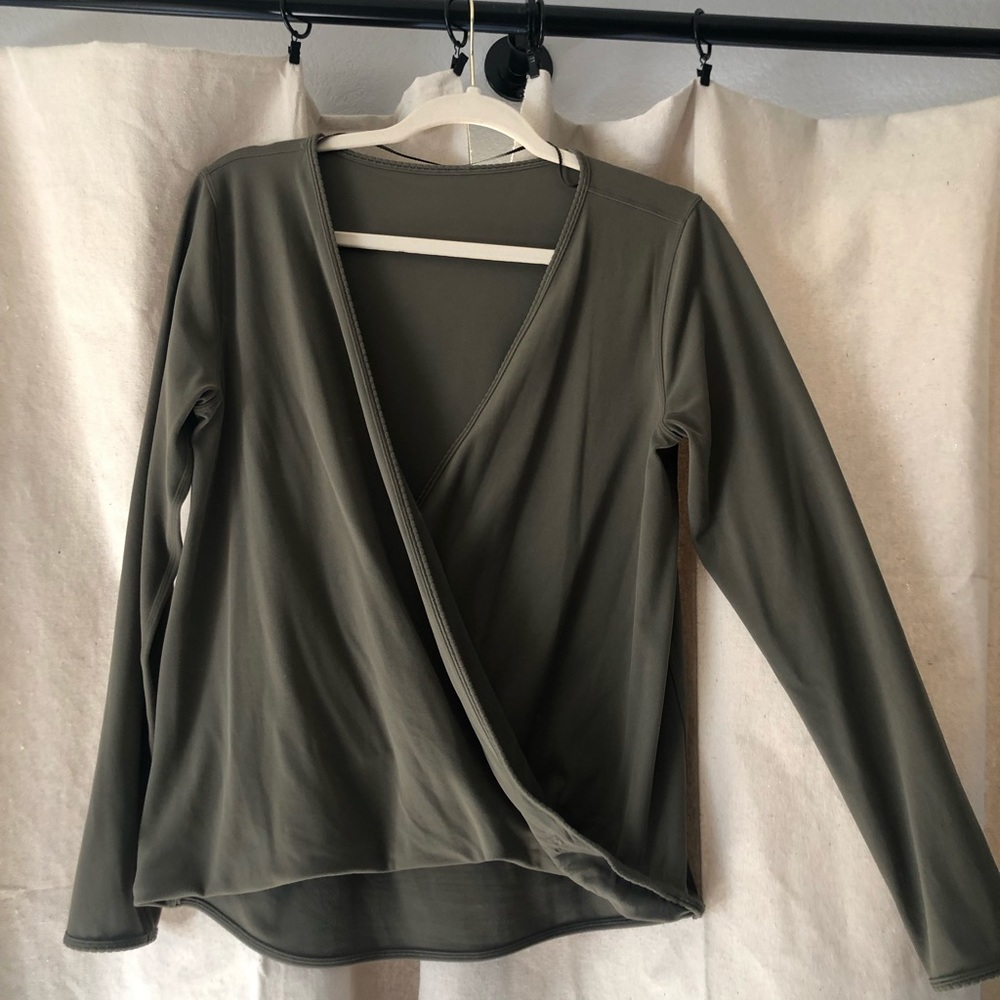 Lululemon Full Freedom Long Sleeved